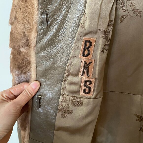 Vintage 1970s /Fashion coat / Gray Leather /Mink fur coat / Medium large/ Winter - Picture 7 of 10